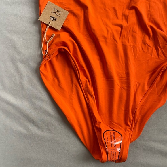 Toast swim one piece - Picture 5 of 6